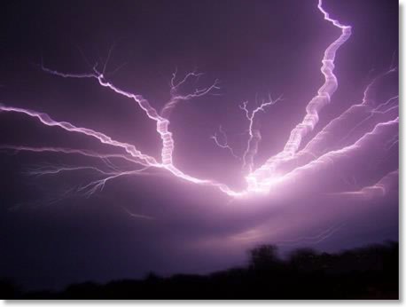 lightning spider lightning over MO by terry brandt jefferson city